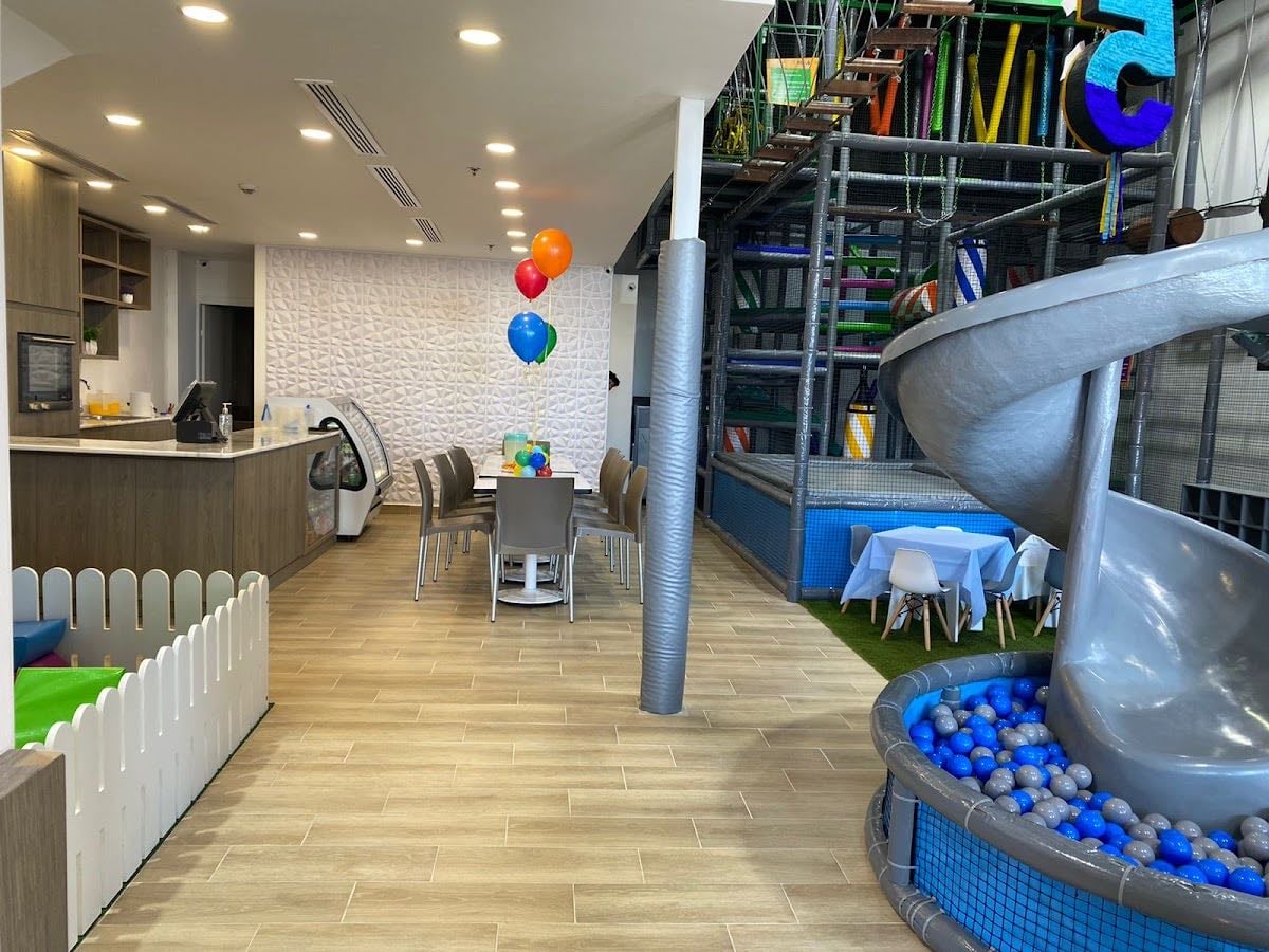 PICCOLO BOUTIQUE