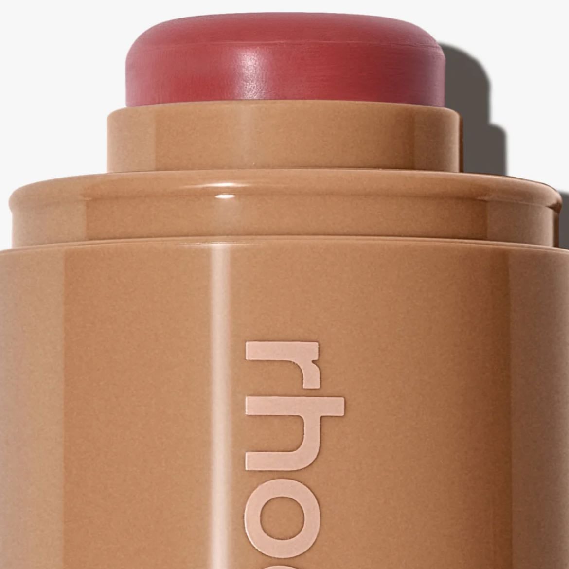 blush - -marca: rhode -tono: sleepy girl $24