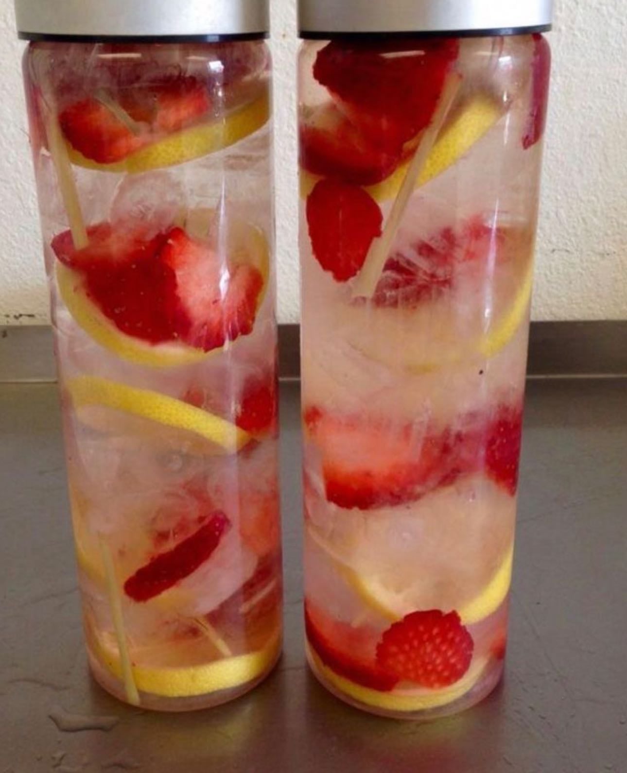 Eau Fraise, Citron - Boisson