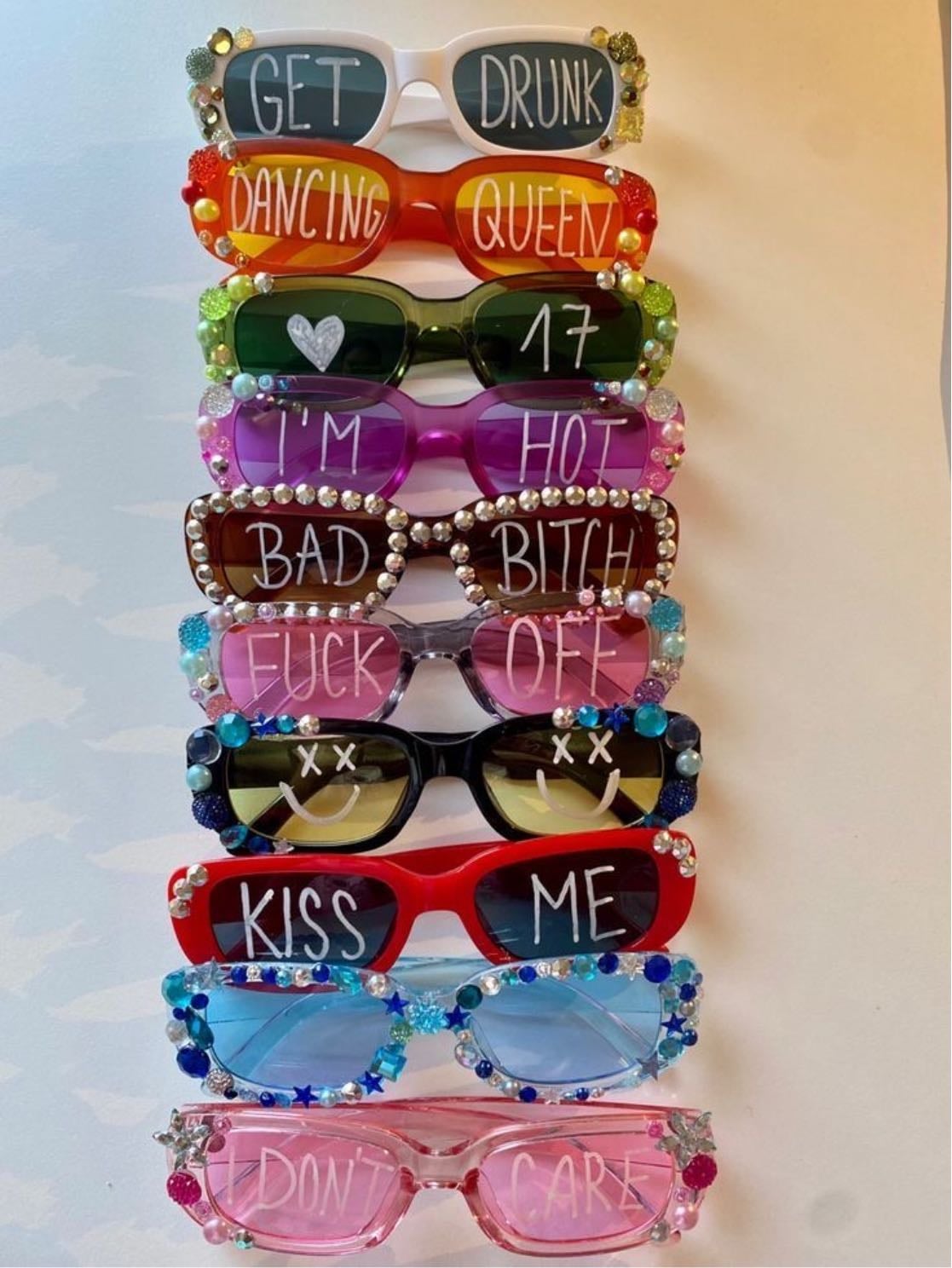โKiss meโ glasses - These are so cute