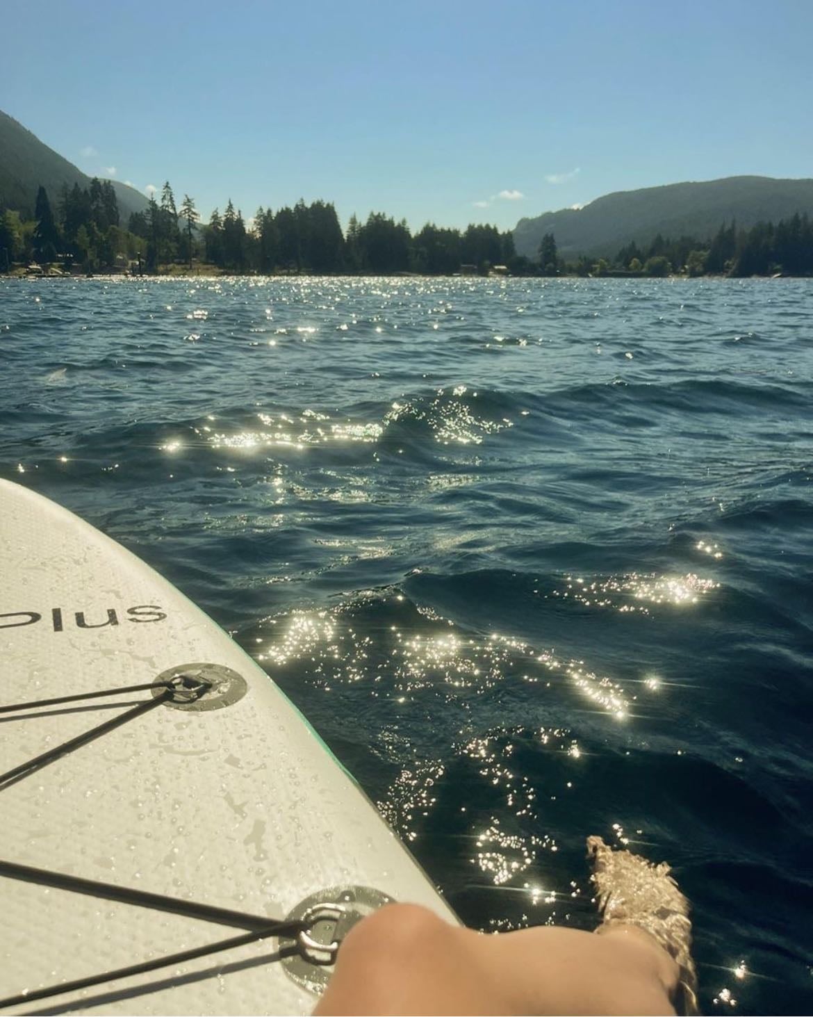 Stand up paddling