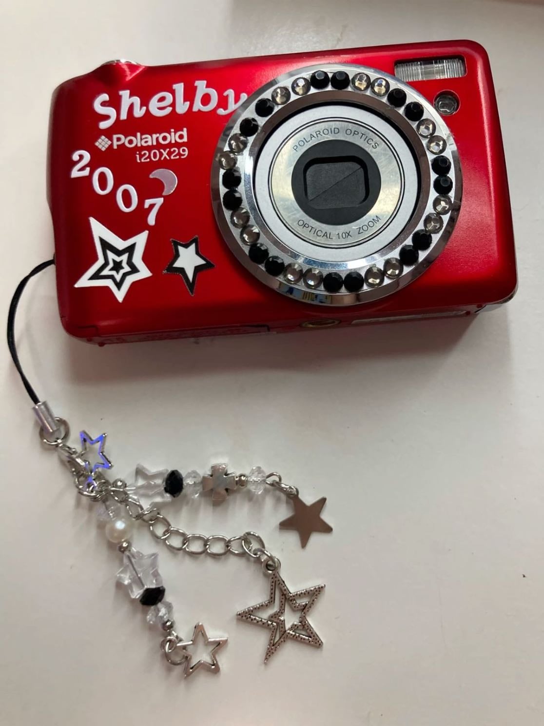 Matching cameras - Get these cute digital cameras and decorate them with your friendsssss