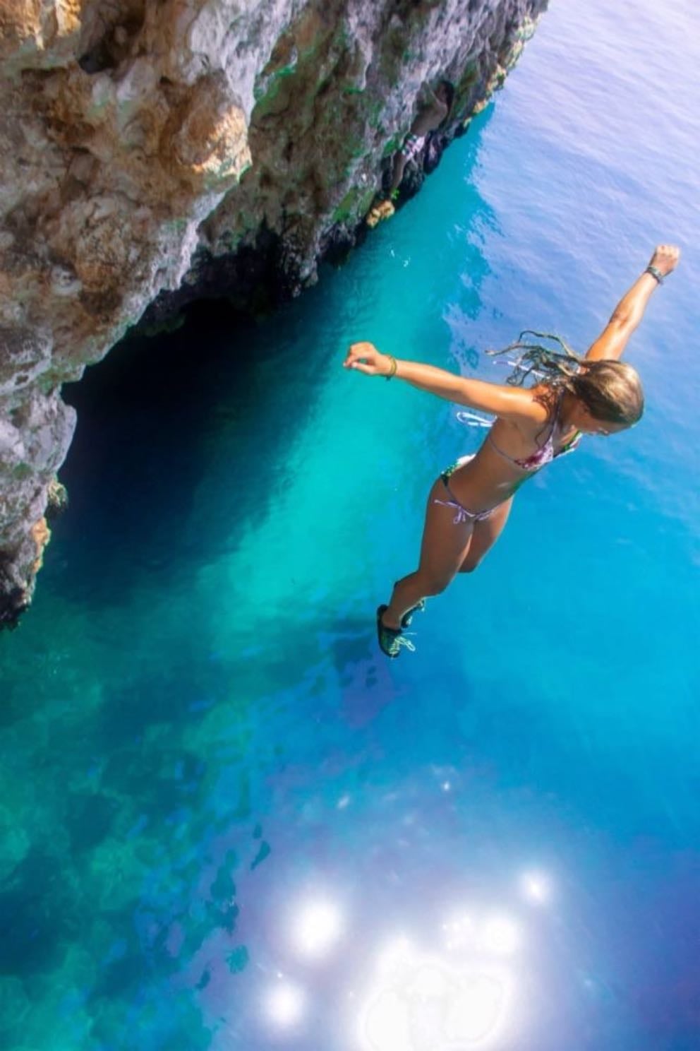 Cliff Diving/ jumping