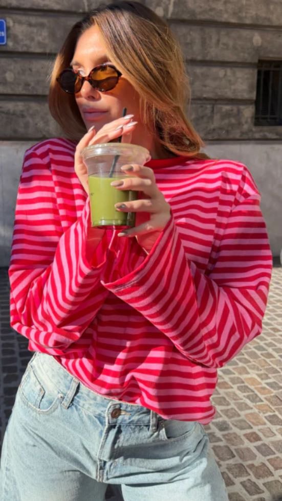 TEE-SHIRT ILONA - Ava be; ROUGE ET ROSE AVEC ÉPAULETTES; 29,99€