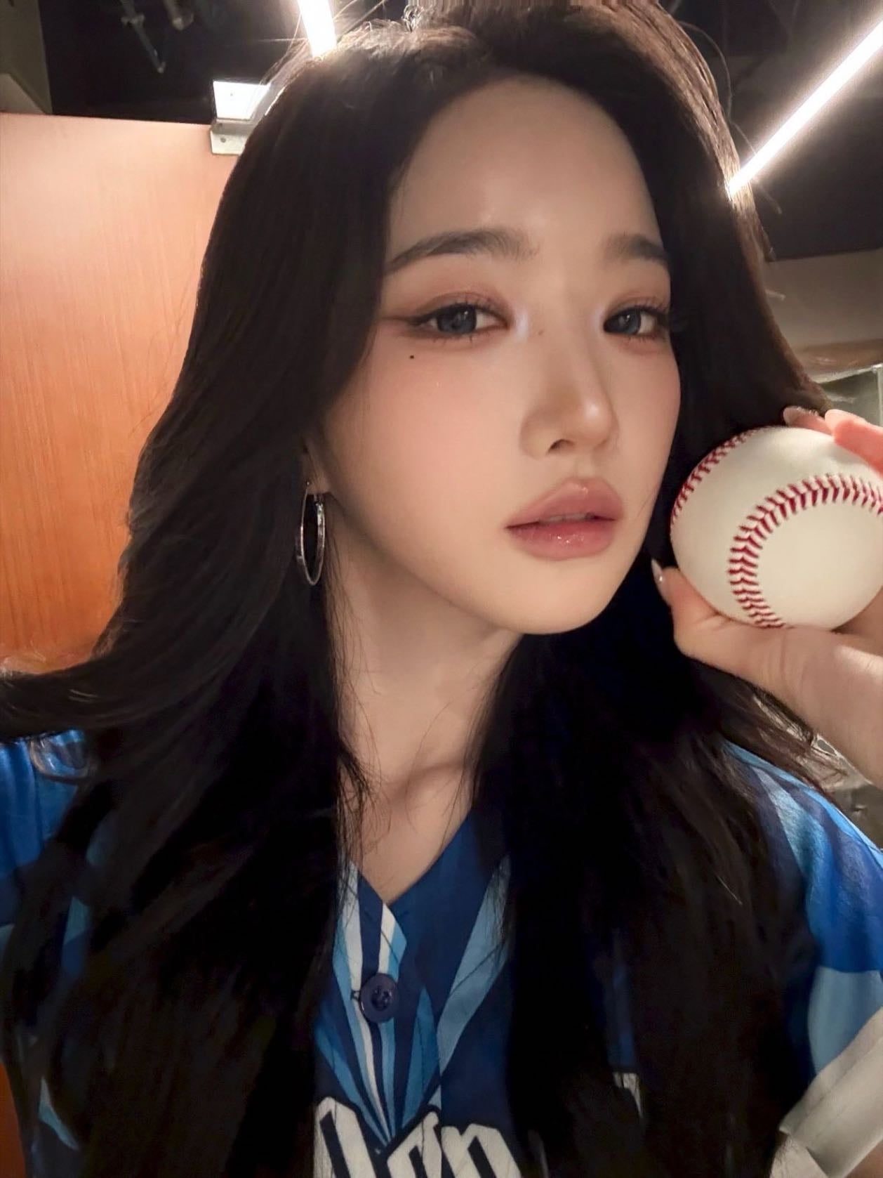 Yooyeon - S5