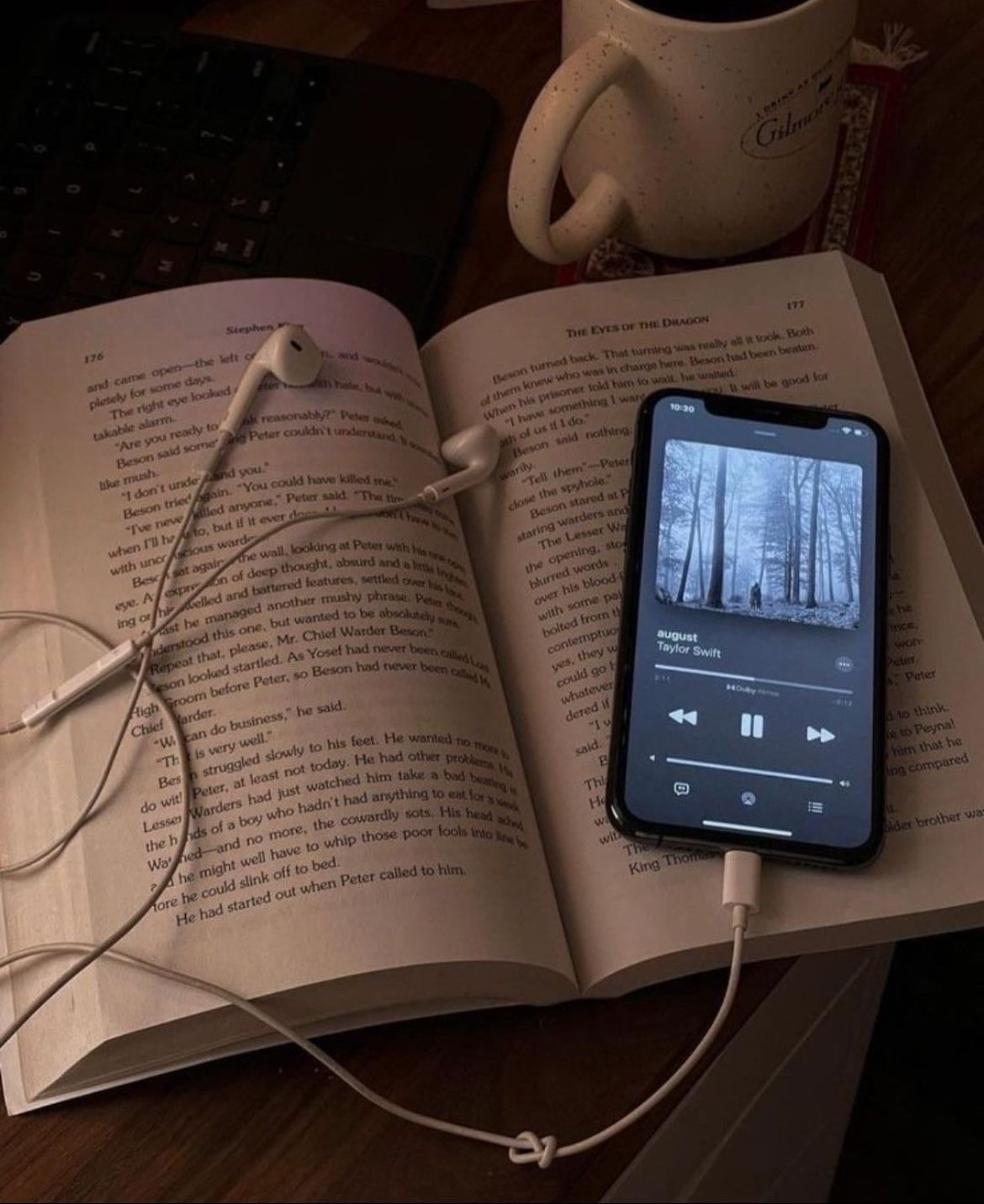 leer por mucho tiempo en mis tiempos libres - reading for long periods when I have free time