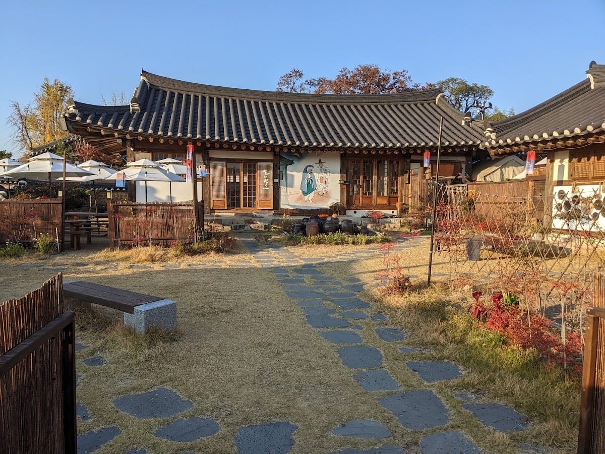 Gyeongju Gyochon Traditional Village
