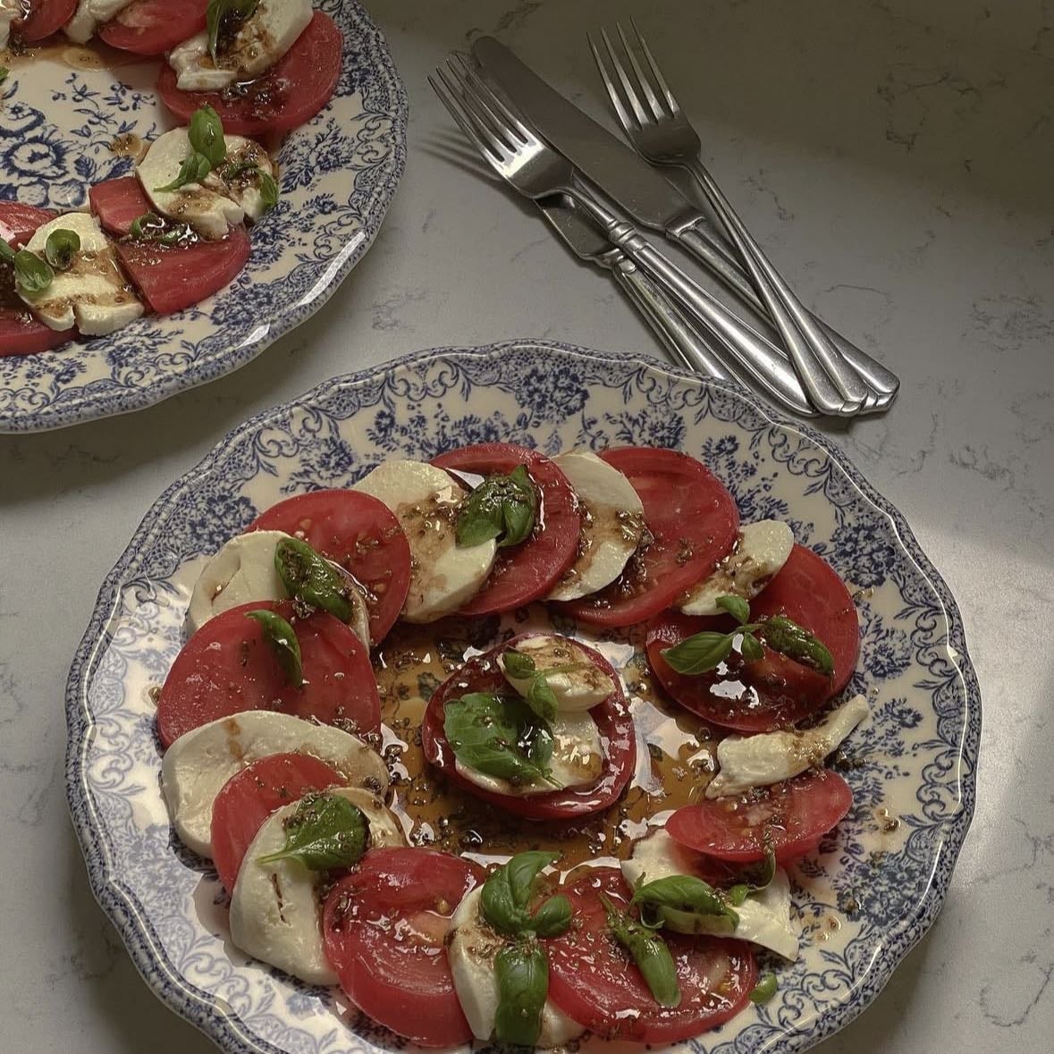 Tomàquet, mozarella i alfàbrega