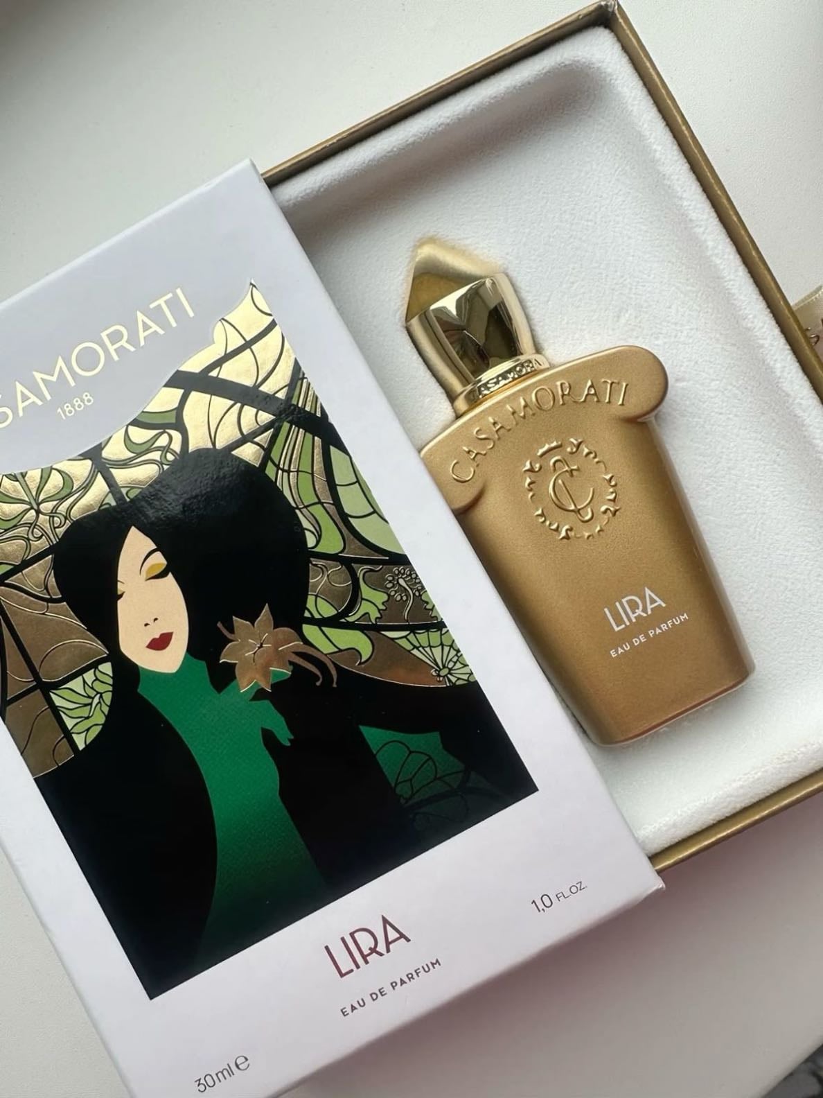 Lira -Casamorati