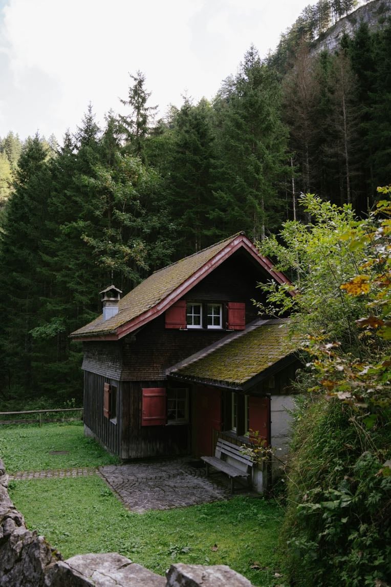casa própria - um cantinho com um jardim bem bonito. (pensando que até lá eu vou ter um apto também)