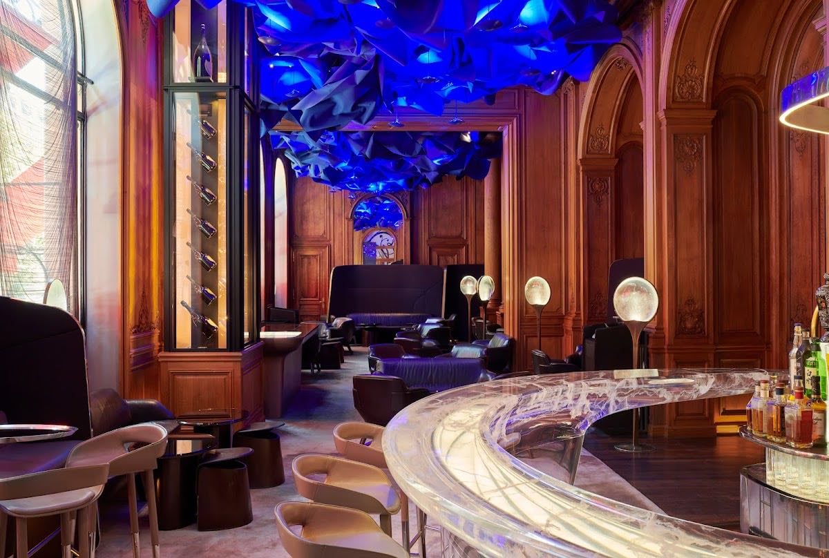 Le Bar