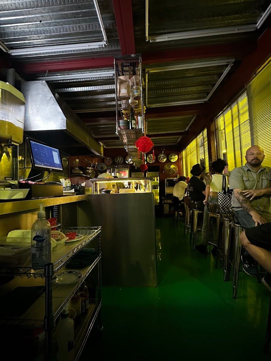 Pho Mama San