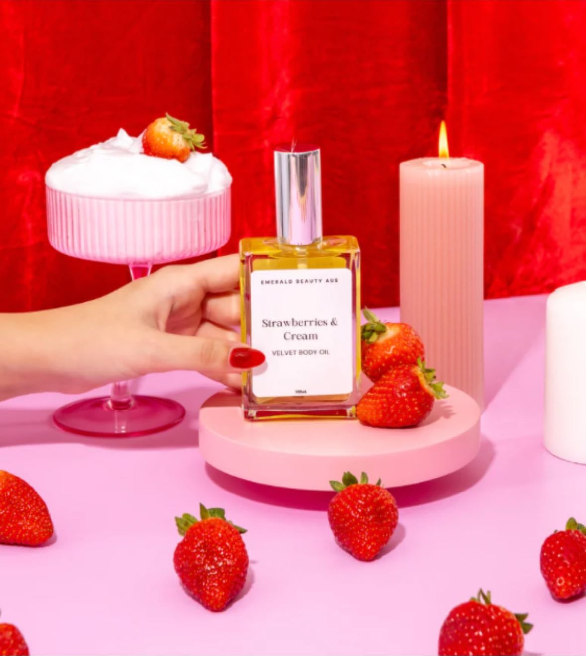 Strawberries & cream velvet body oil - Emerald Beauty