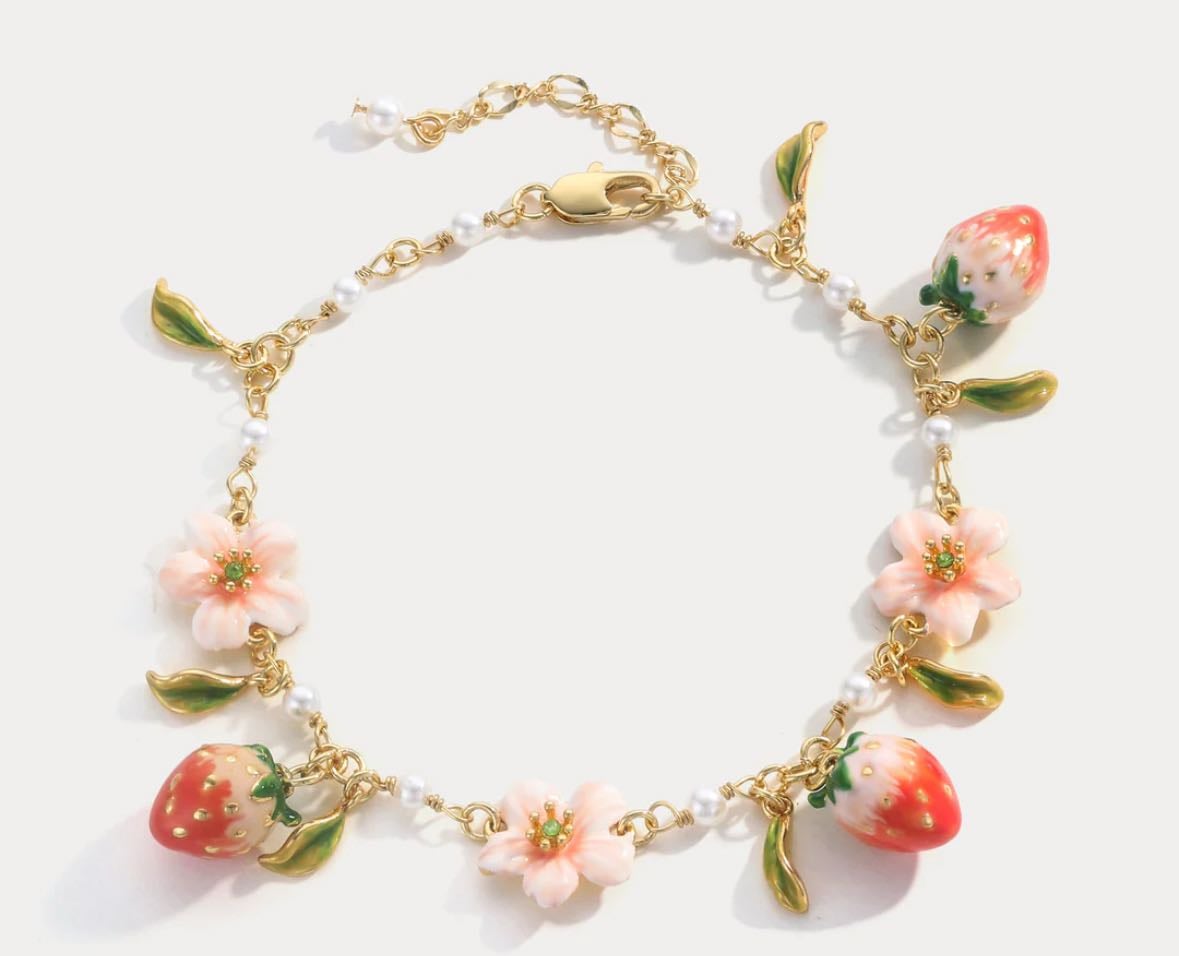 Strawberry enamel flower bracelet - Selenichast