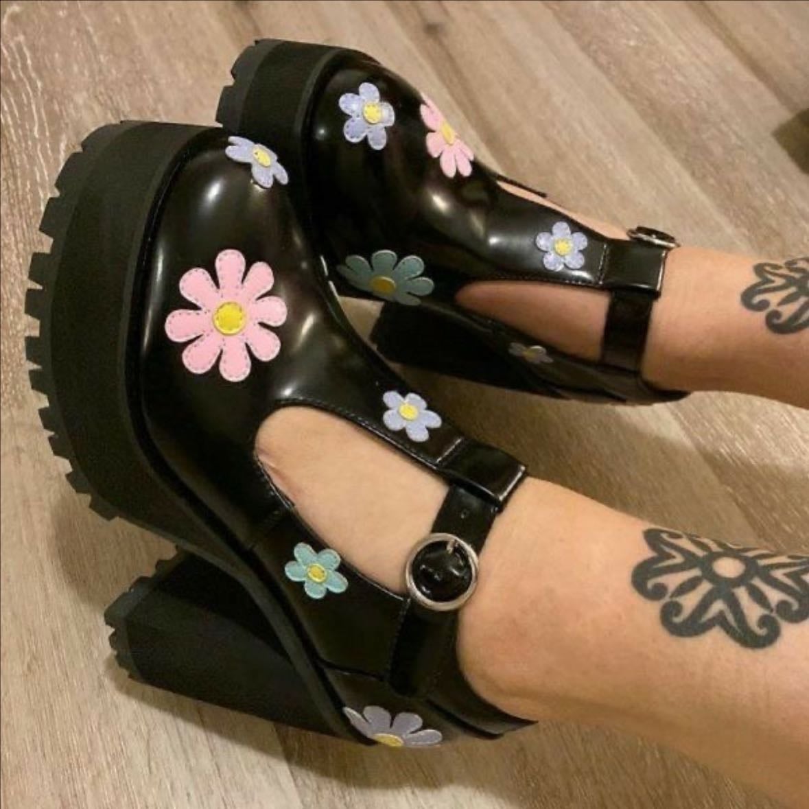Daisy platform Mary Janes - Dolls Kill