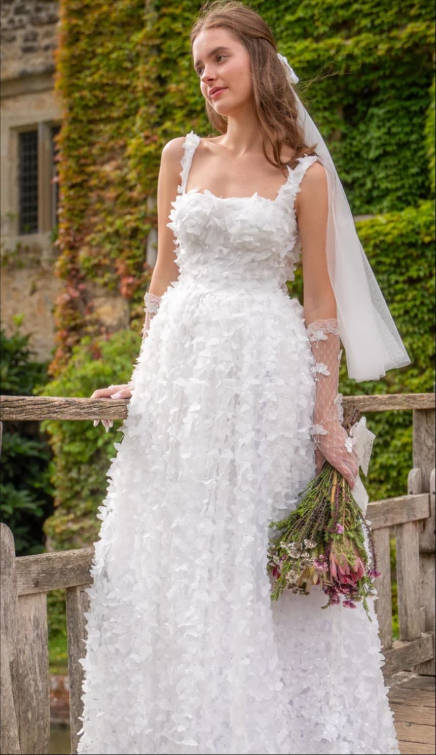 Butterfly Thicket Gown - White - Fairy Tong