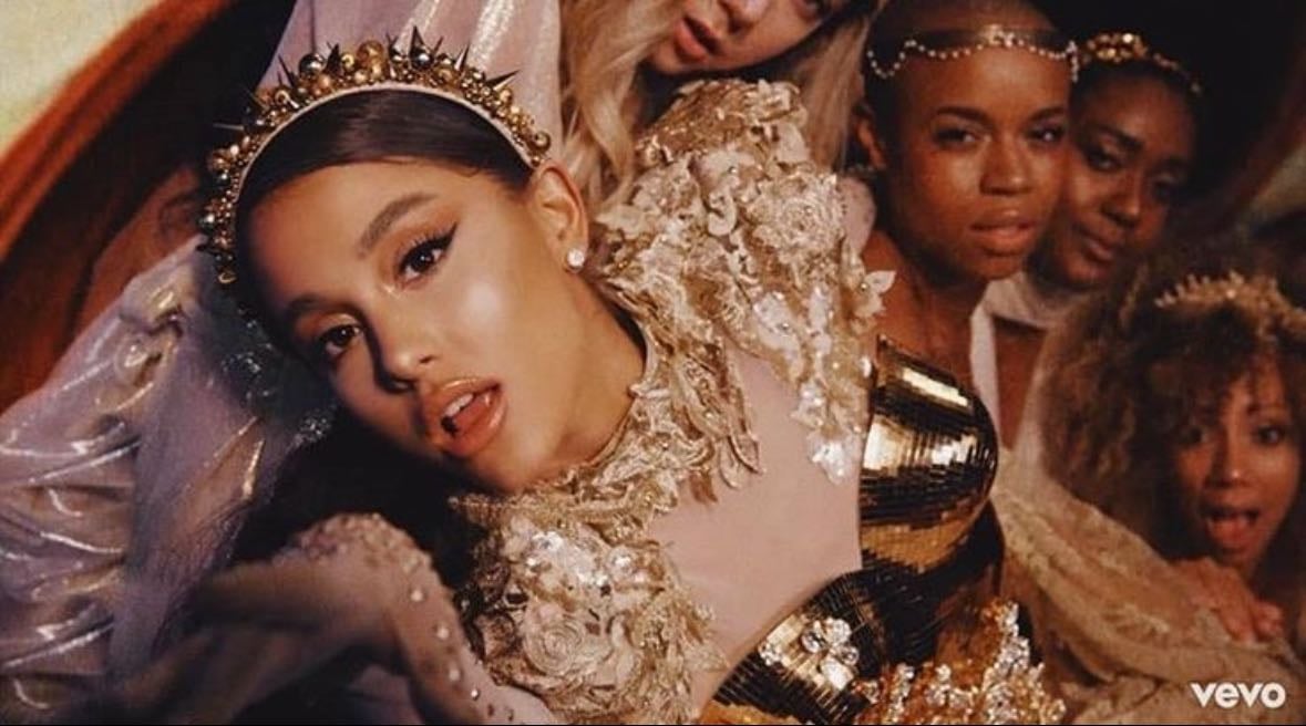 God is a woman - Ariana Grande