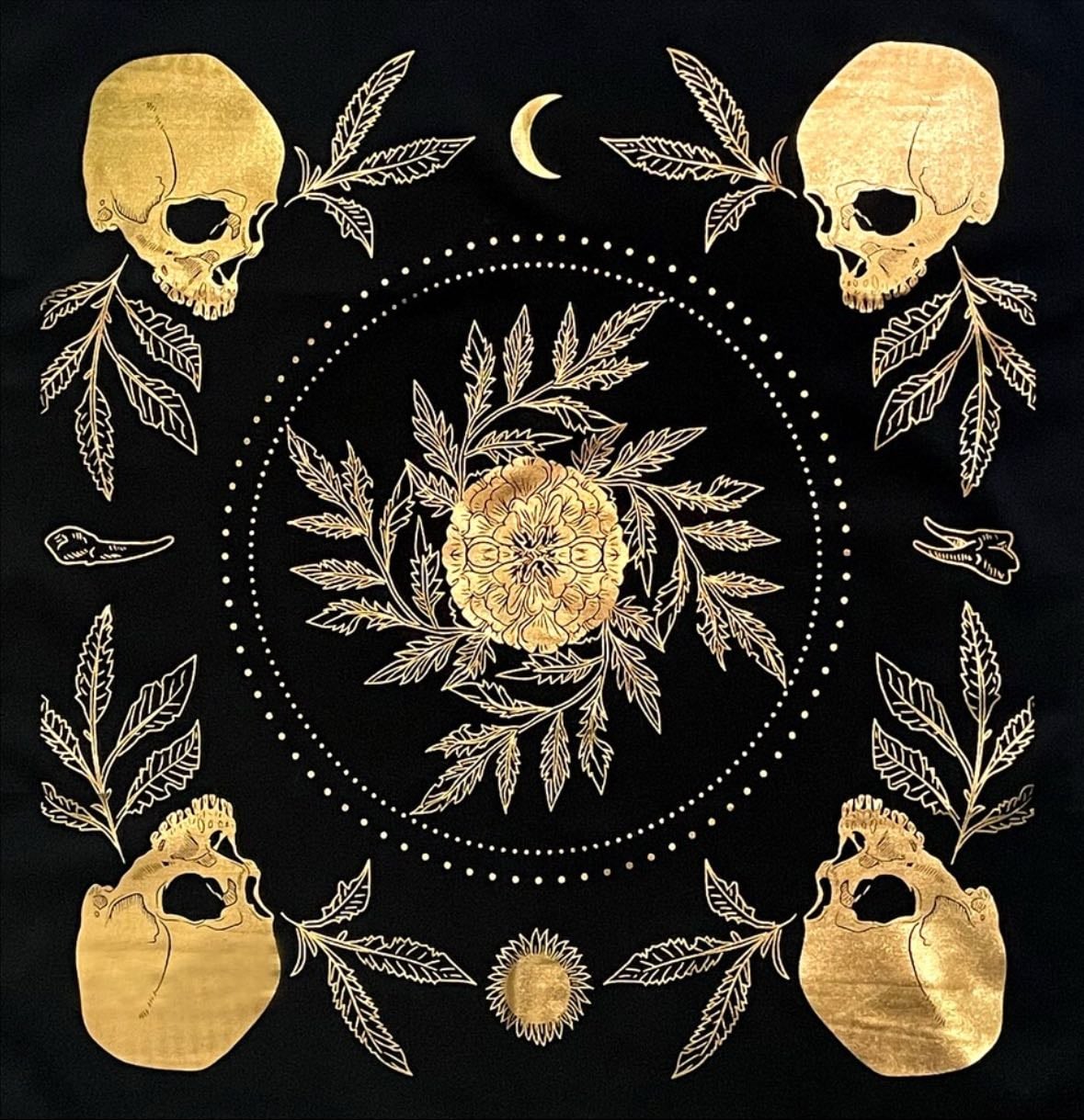 Teeth and bone tarot cloth - 13th Press