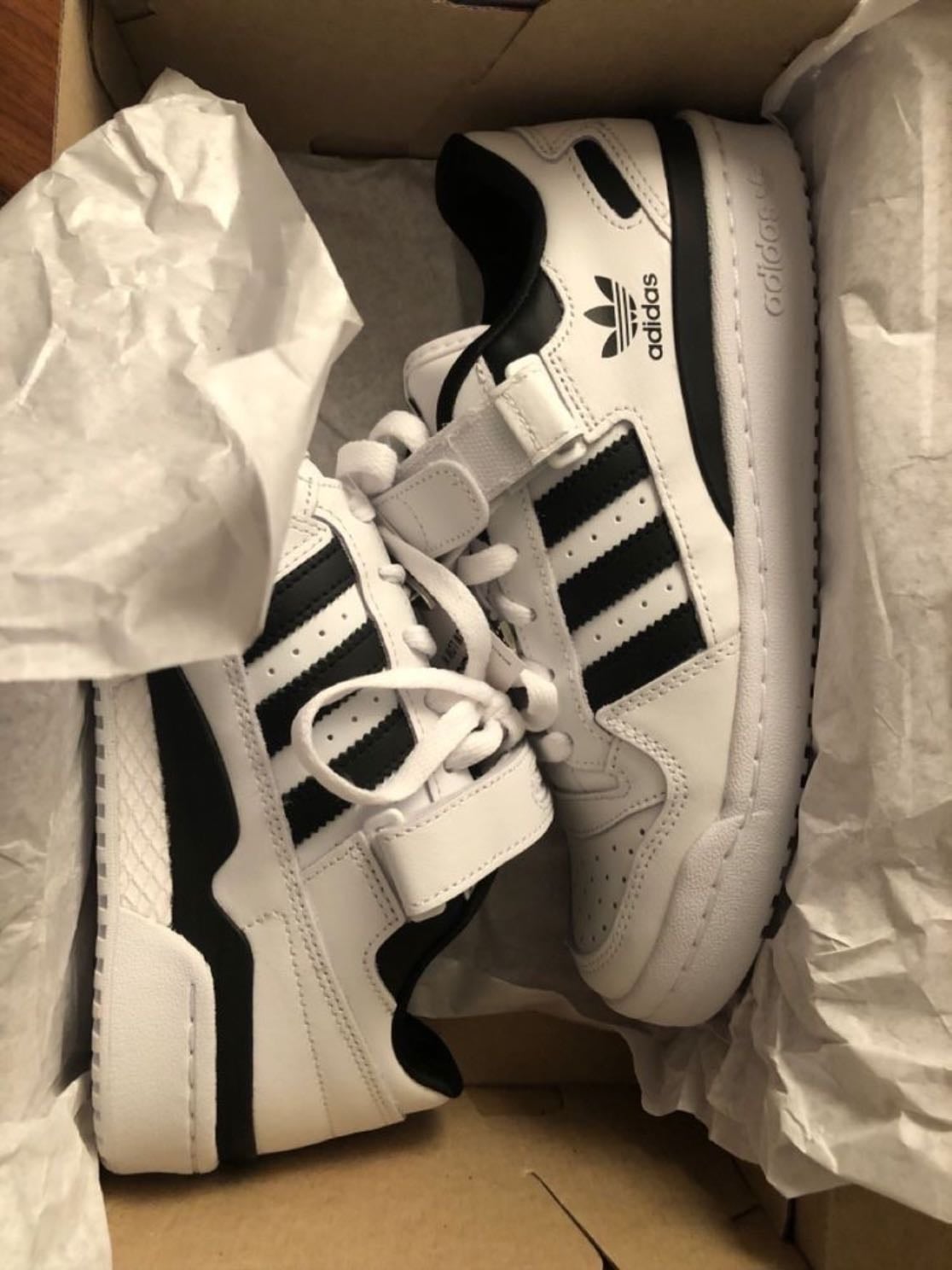 Adidas Forum low