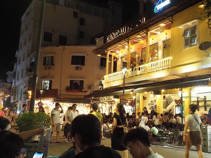 Hue Walking Street