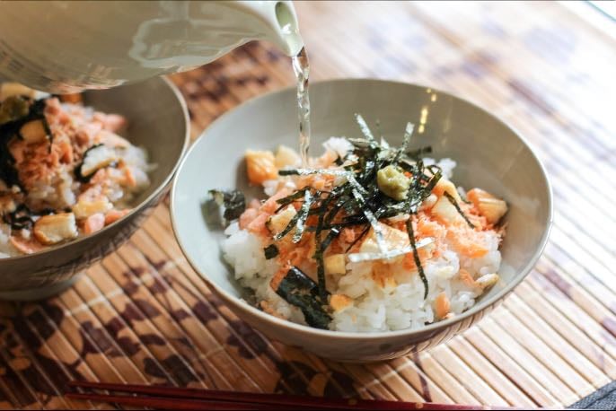 salmon ochazuke - @itsuofficial (tt)