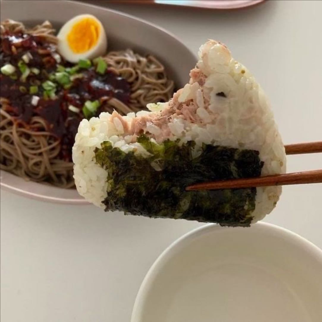 onigiri - Namiko Hirasawa Chen (Just One Cookbook)