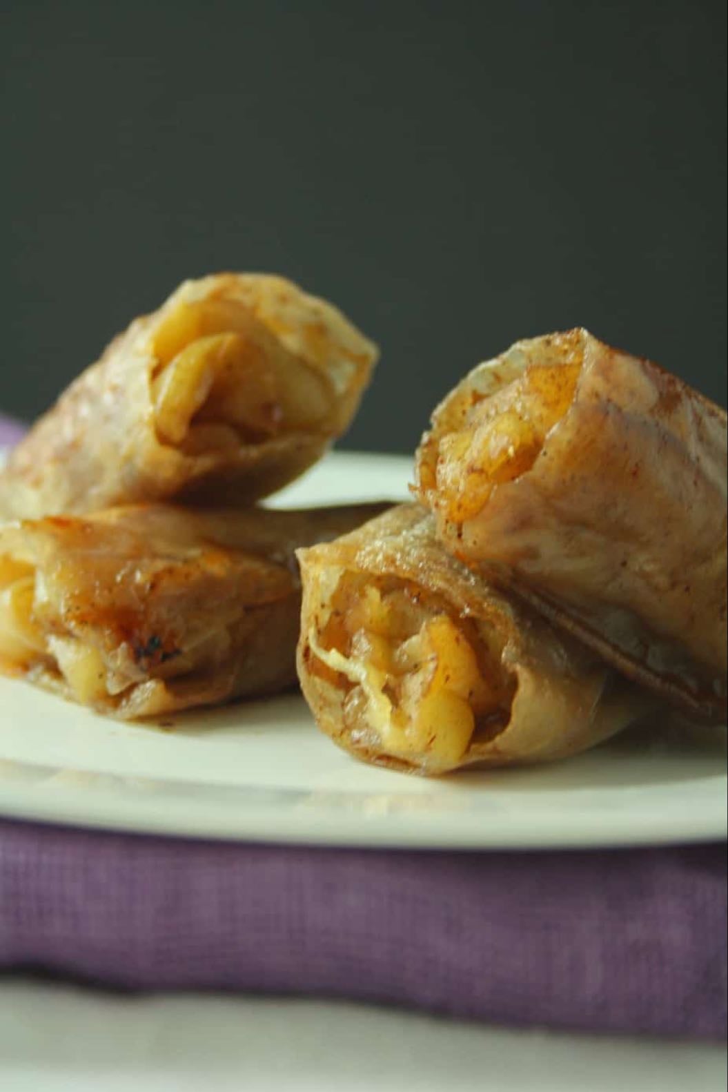 baked apple pie rice paper rolls - @officiallyGF (pinterest)