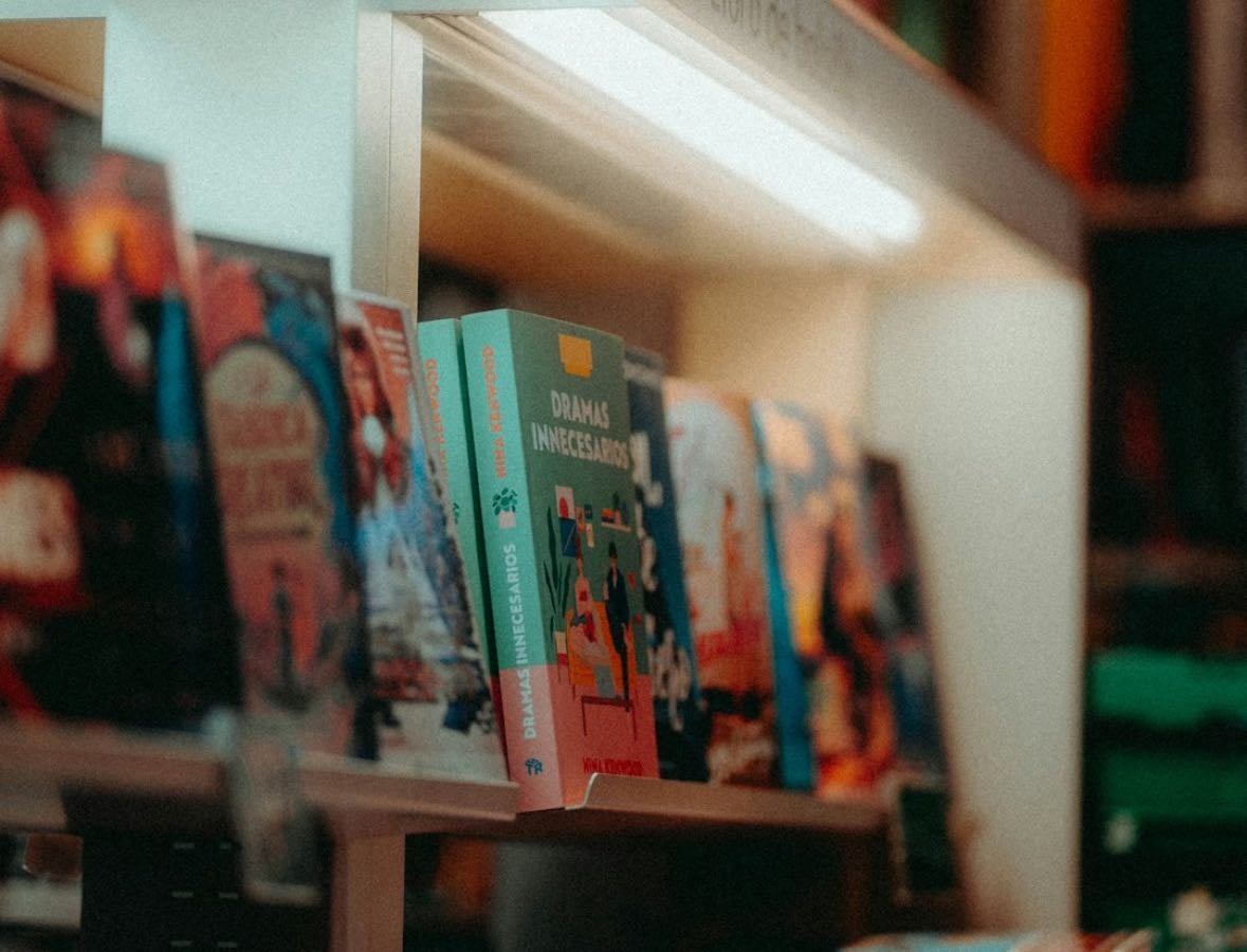 Books - Books hypelist by Melissa Zarazua