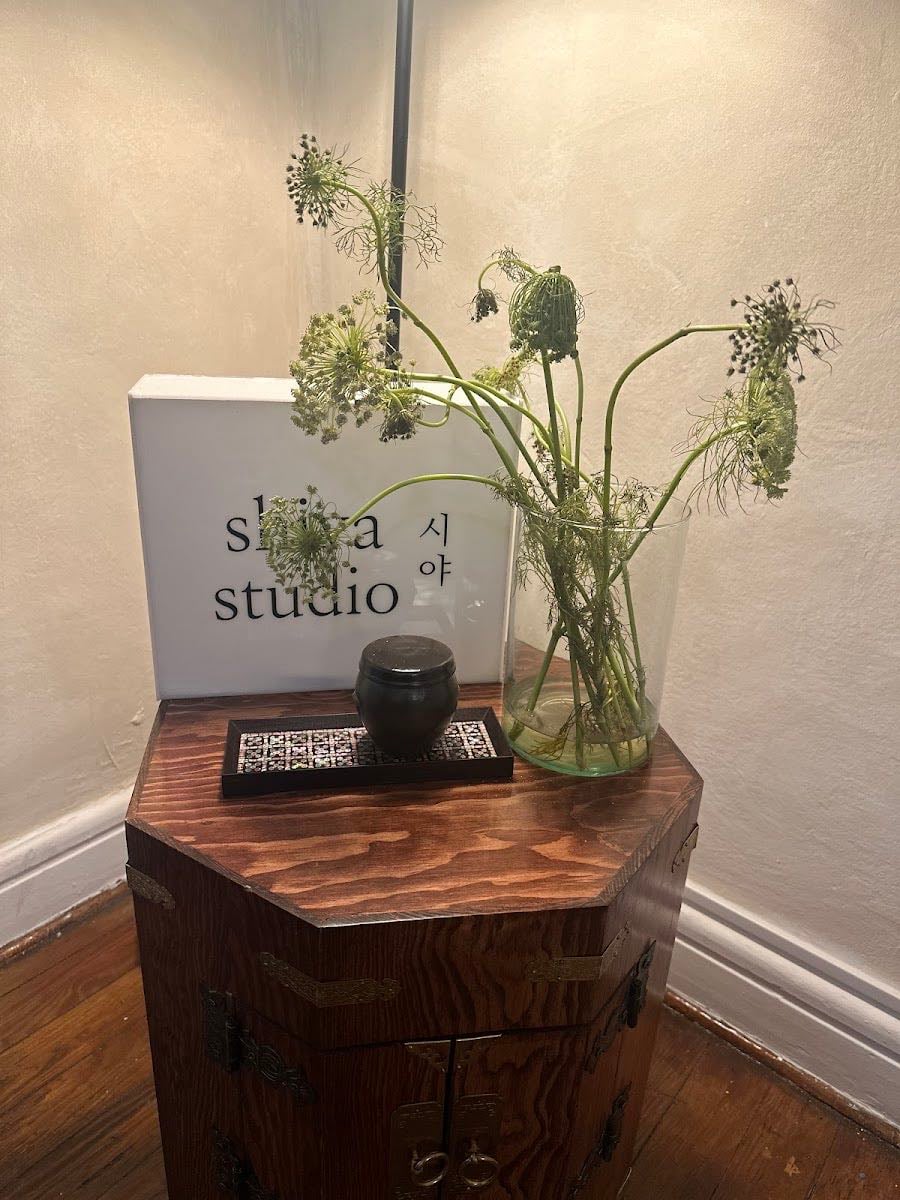 shiya studio | self studio