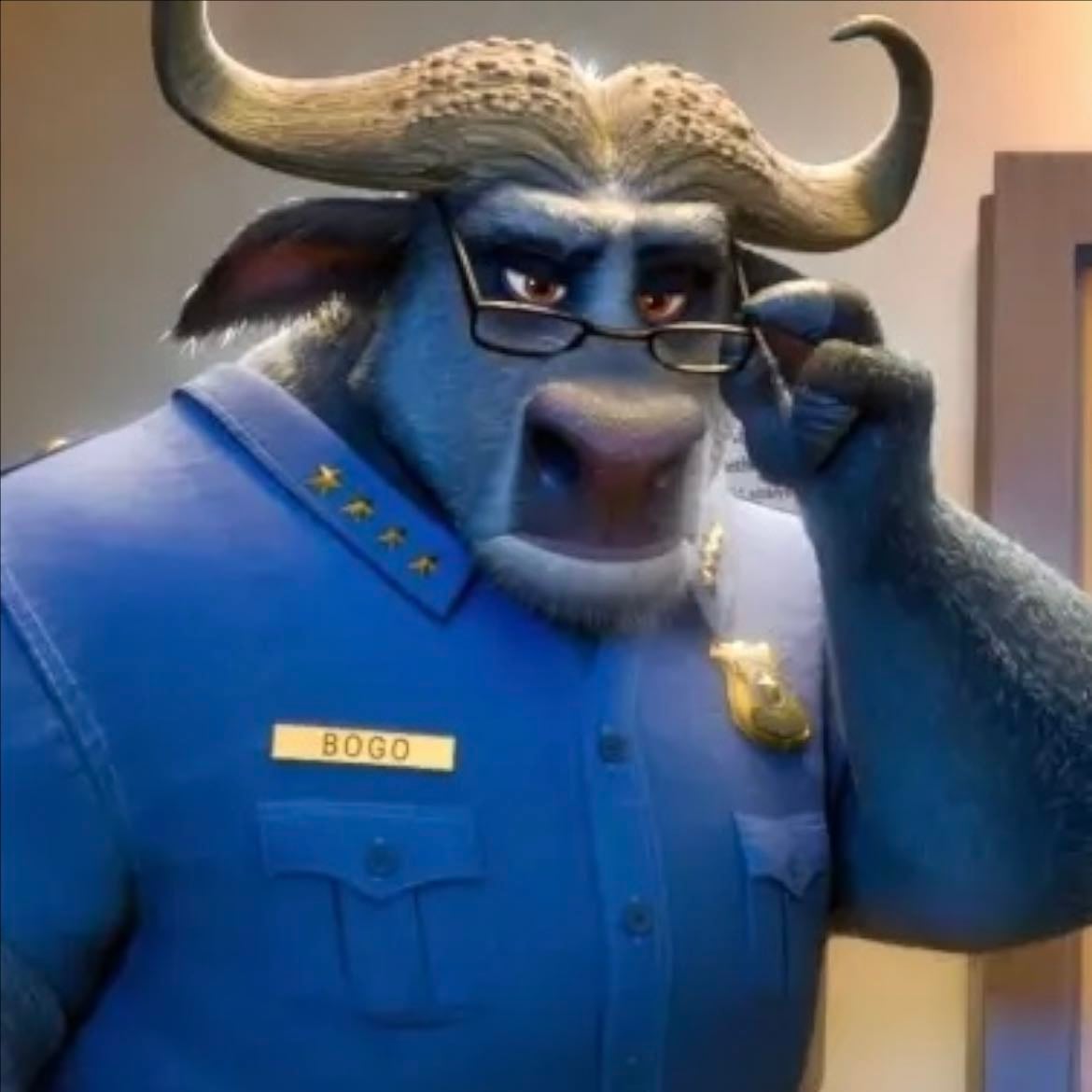 chief bogo - Zootopia