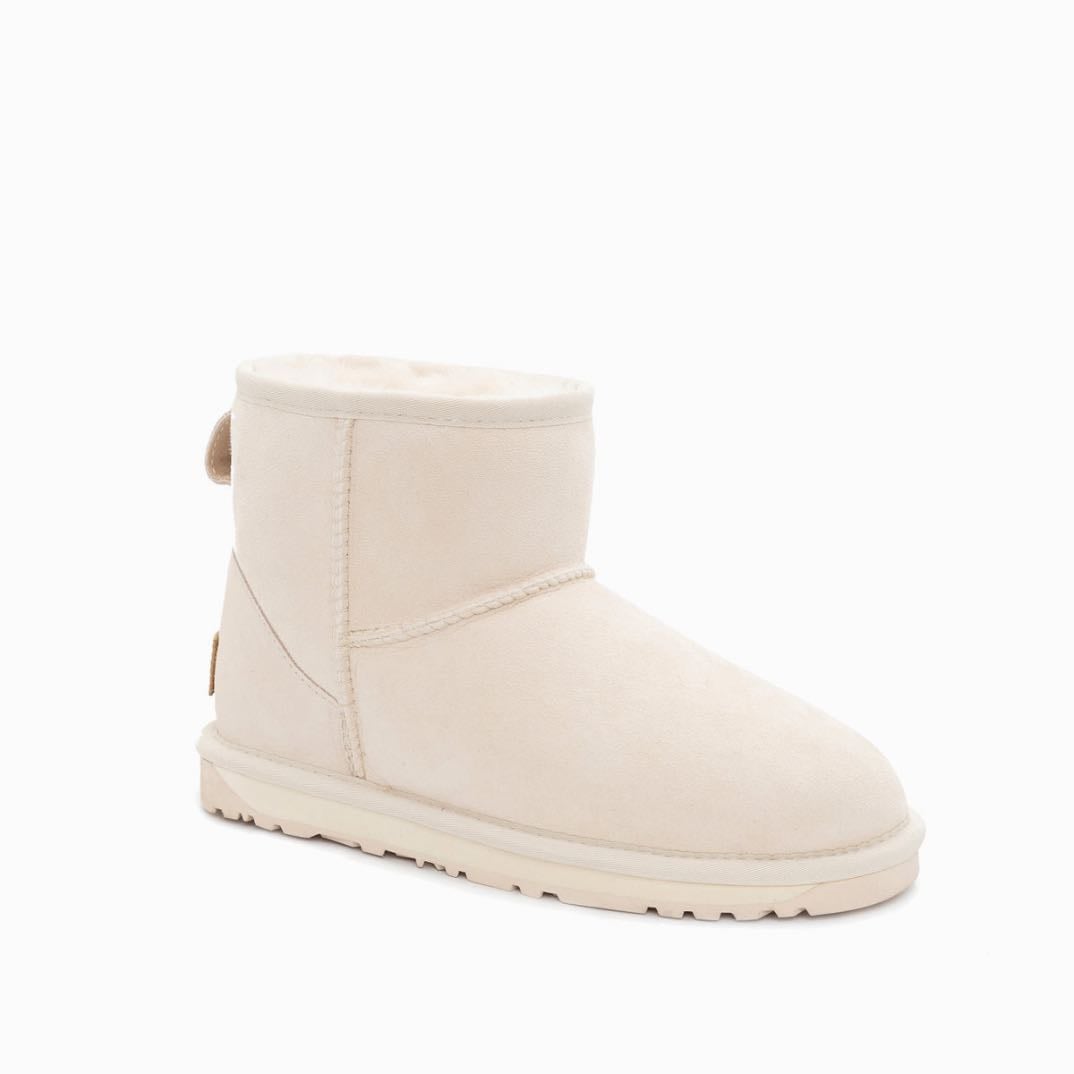 Ugg white