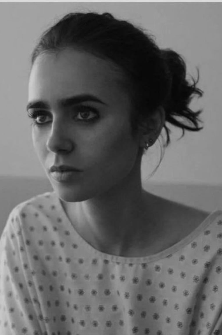To the Bone - Marti Noxon · 2017