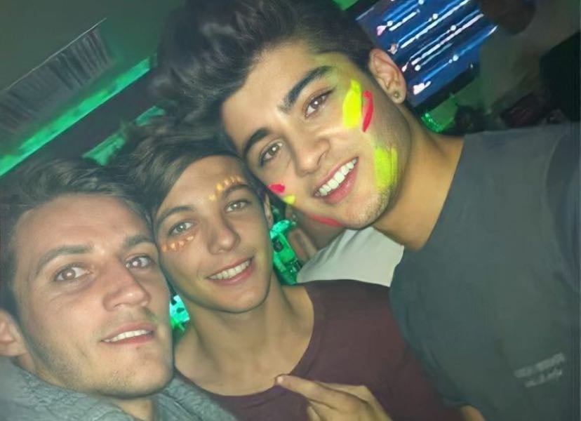 Favourite louis moments and songs 🥑🥕🤍🫶🏼 - Music hypelist by Jodie