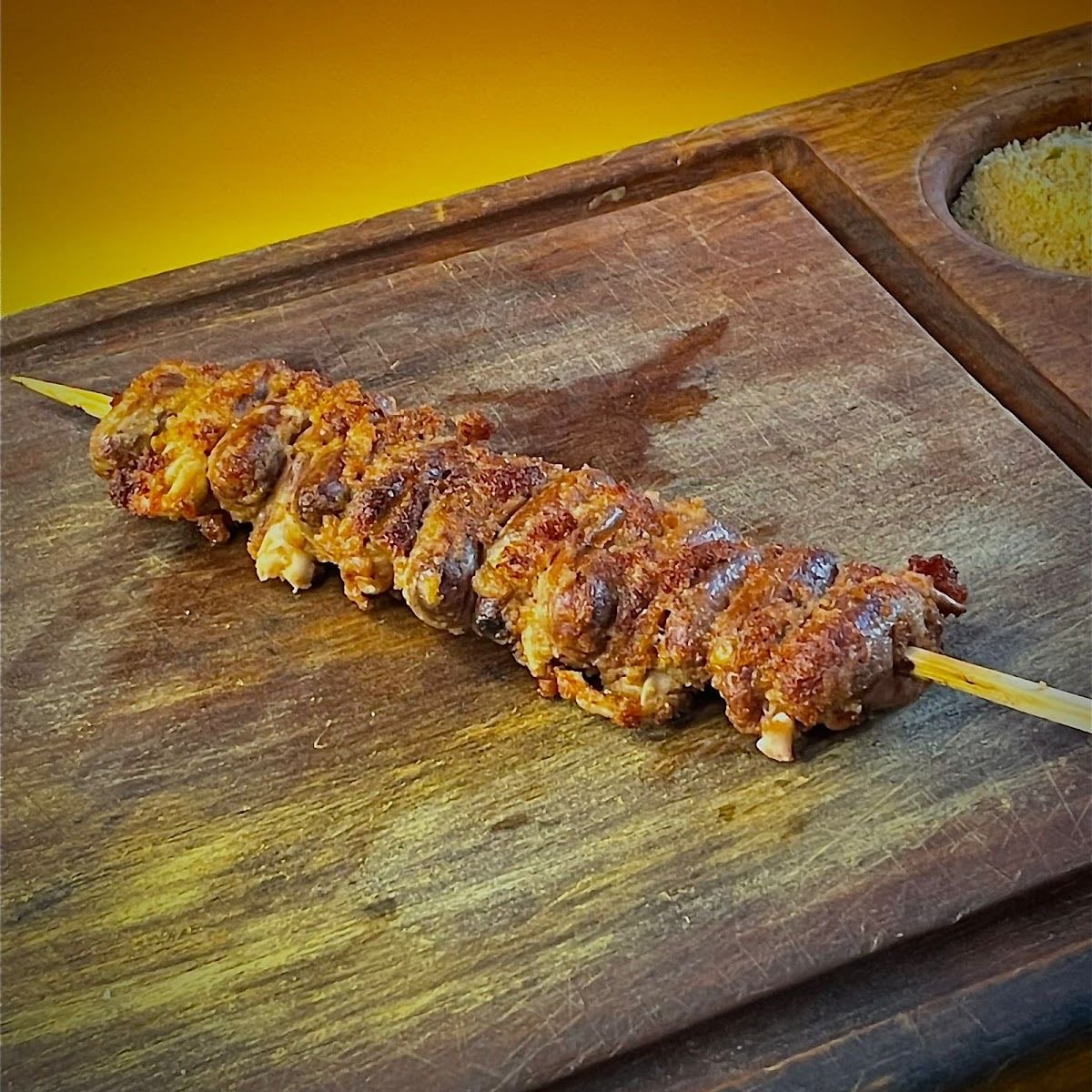 Espetinho Casanova - não abre fim de semana pq segundo o dono ninguém nunca ficou rico trabalhando fim de semana
k churrasco de coração na farofinha com ovo frito salada e picles de cebola roxa, no pão cervejinha prensado 🥲