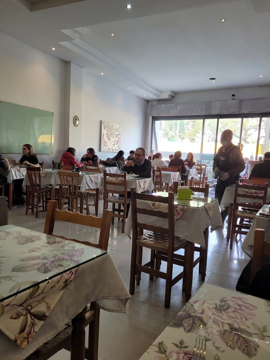 Restaurante Formosa - já foi top, hoje em dia é só a melhor batatinha frita de todas ainda eu ach