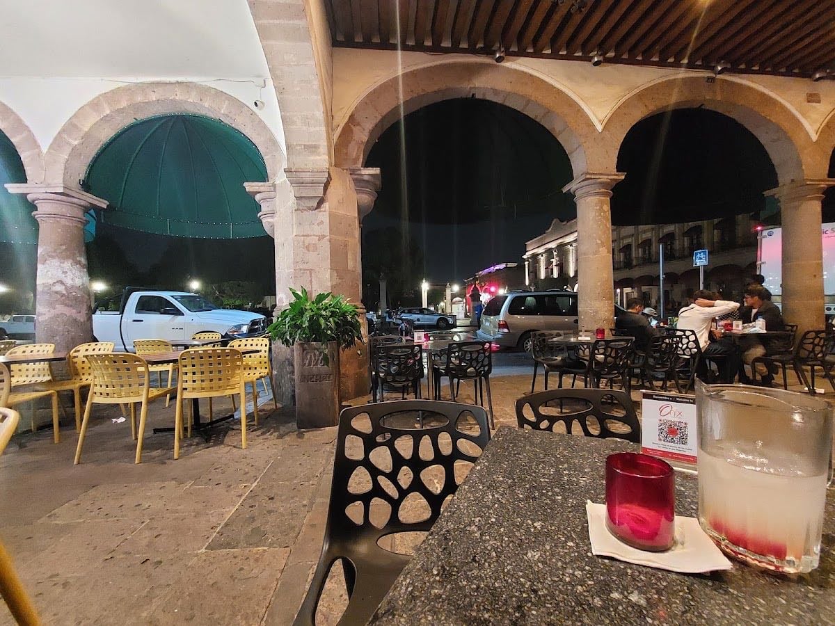 Onix Restaurant Bar