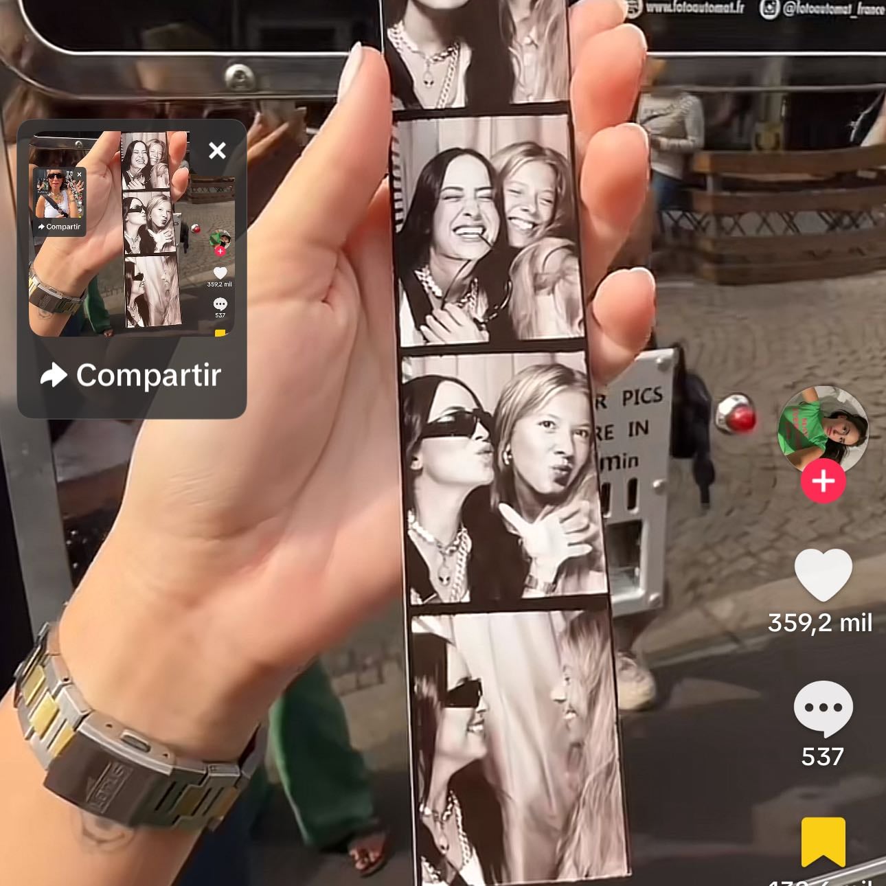 53 rue des trois frères - photobooth