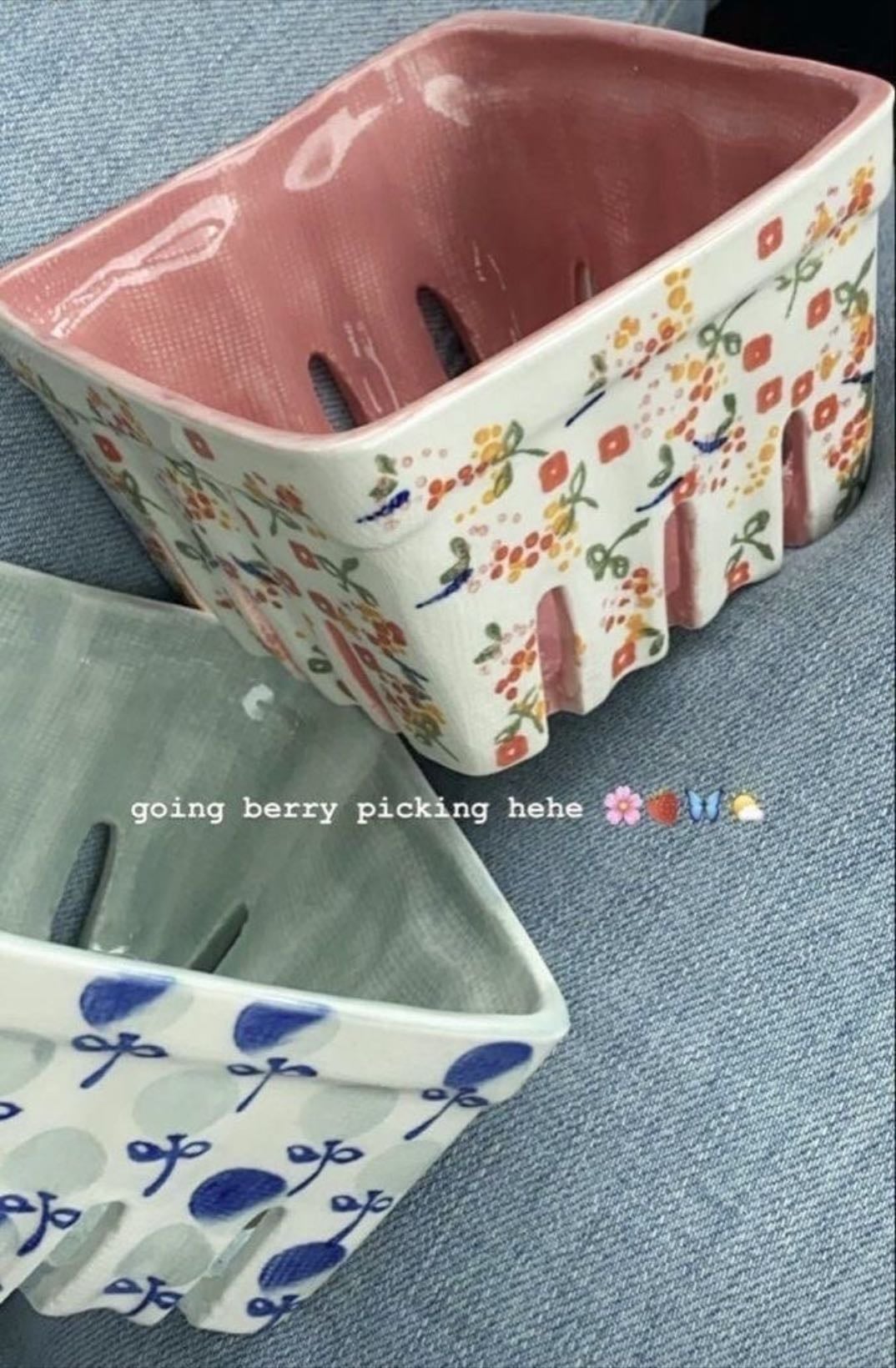 clay berry basket