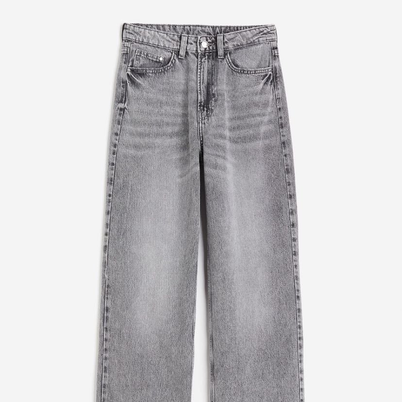 Pantalón Gris Claro H&M - $500