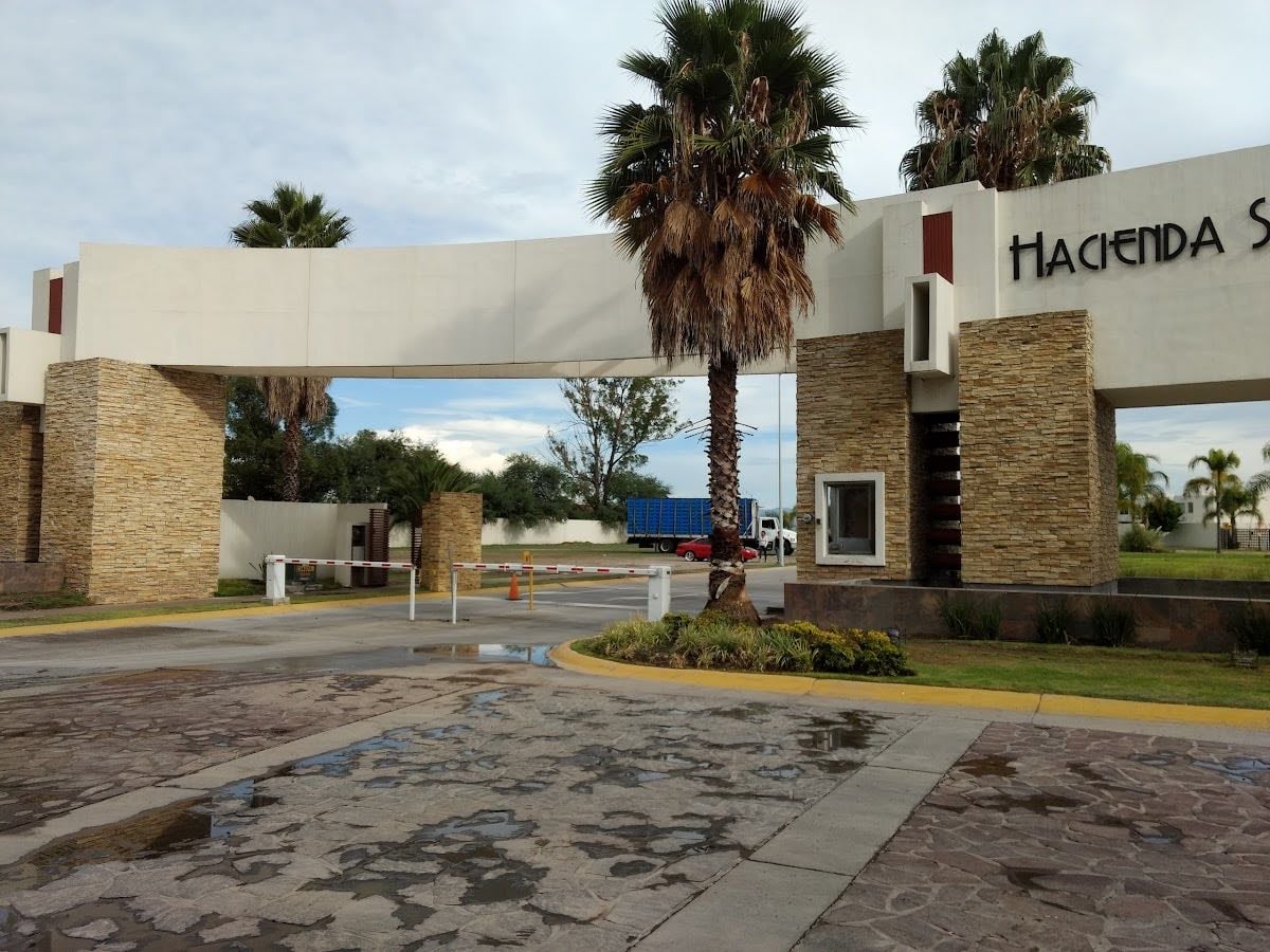 Hacienda Santa Cruz