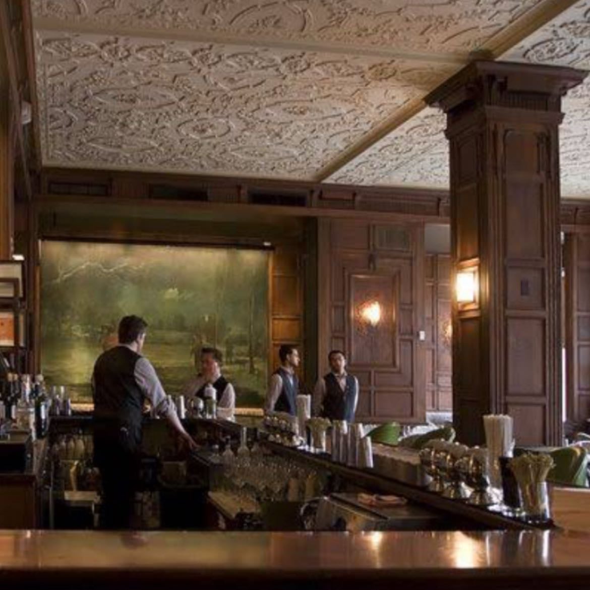 The Plaza - another romantic chuck bass scene where he finally admits he loves blair