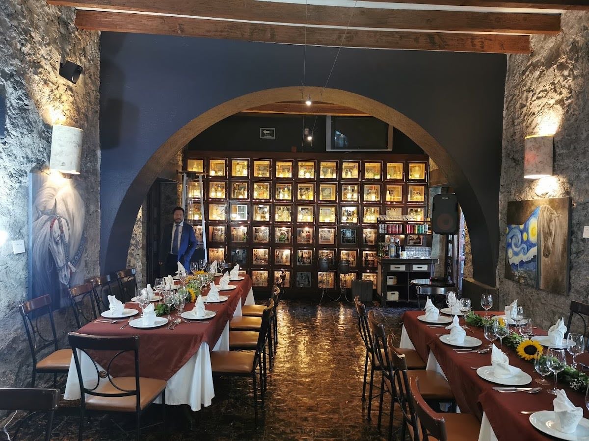 El Caserio - Comida española.