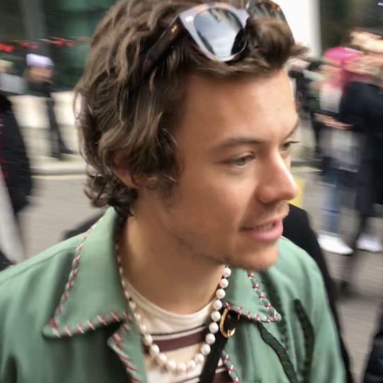 OML LOVE THIS SM - THE HAIR TOO