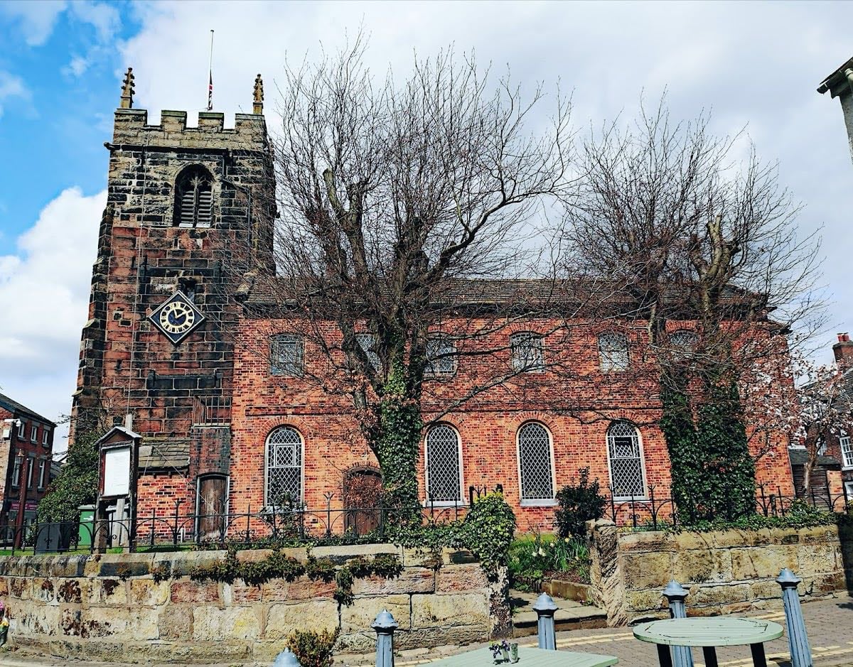 Holmes Chapel
