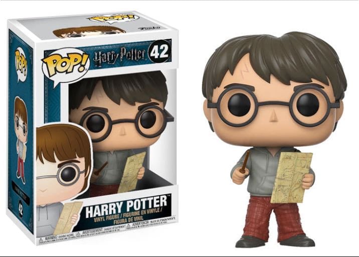 Harry with marauders map ౨ৎ