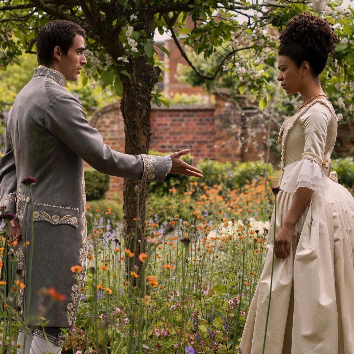 🇺🇸Queen Charlotte: Bridgerton Story - NETFLIX · 6 ep · 2023 · Drama/History