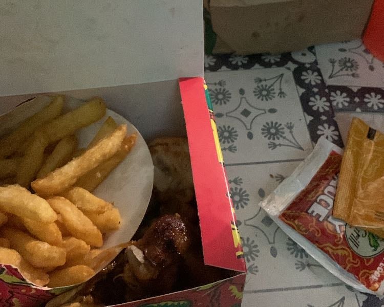 Fast food joints in ja๐ฏ๐ฒ๐