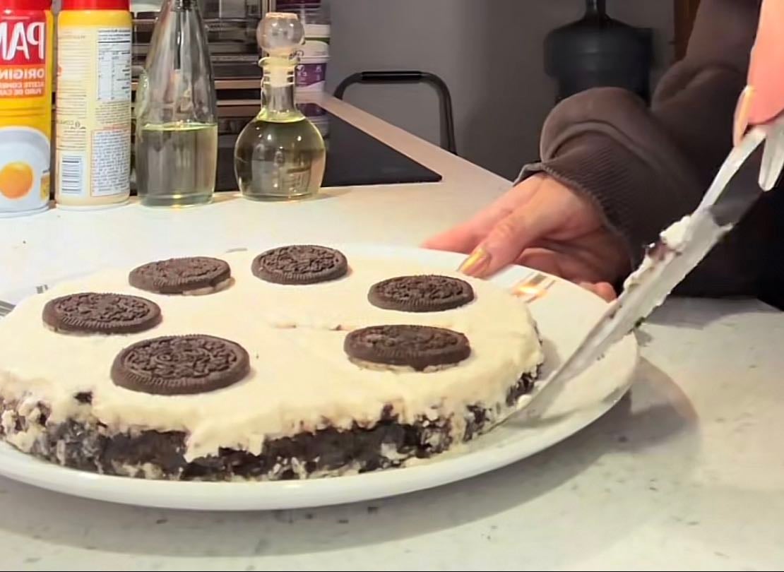 2 - Oreo