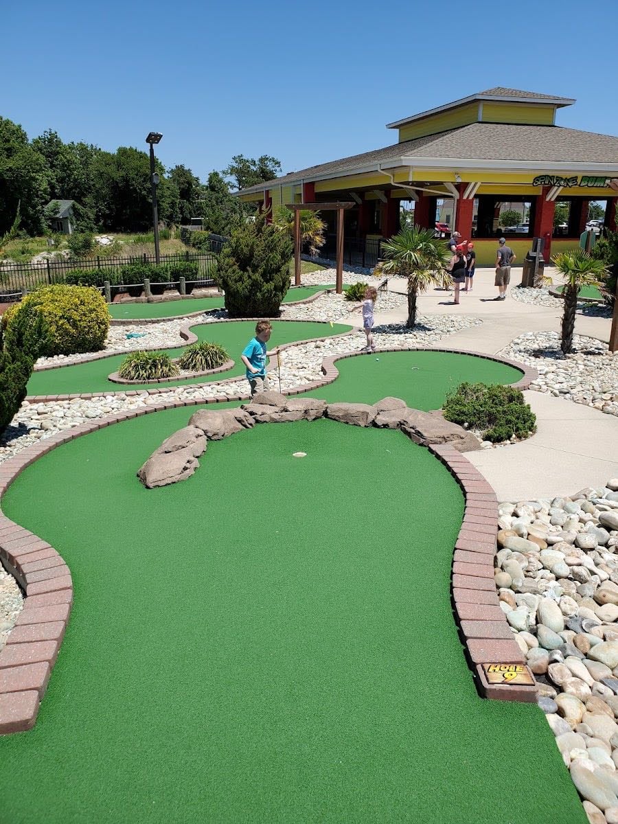 Corolla Adventure Golf - 20 min drive