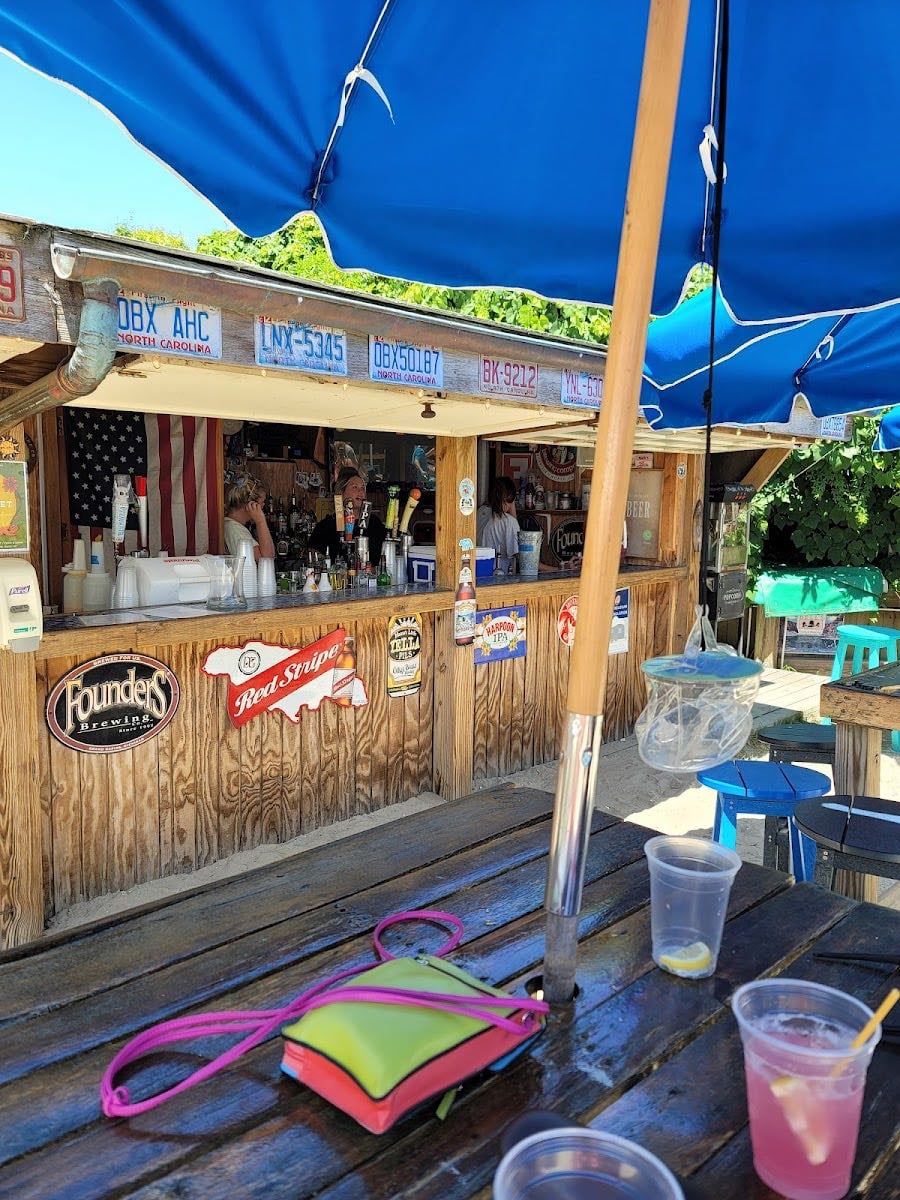 Roadside Bar & Grill - 1 min away